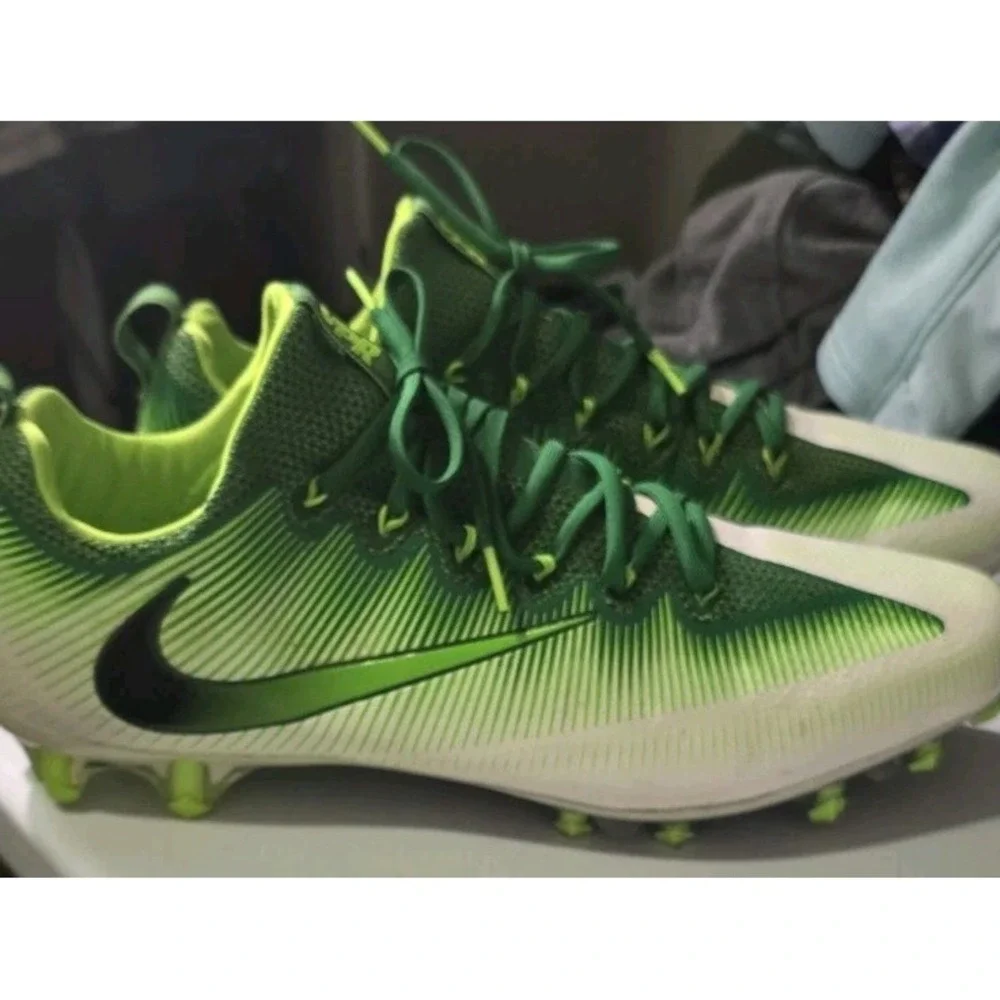 Nike Vapor Untouchable Pro Men's‎ Size 16 Green/White Football Cleats